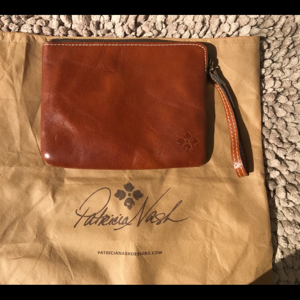 Patricia Nash leather clutch